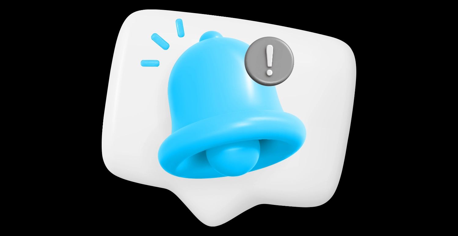 3D-Illustration einer blauen Glocke mit Ausrufezeichen auf einer weißen Sprechblase.