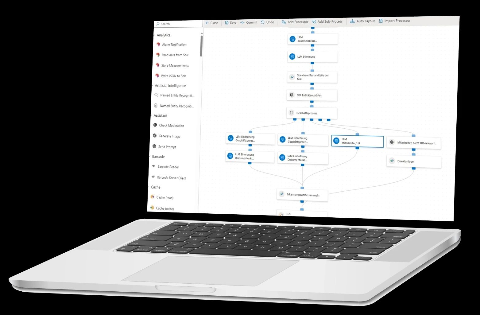 Der Bildschirm eines Laptops zeigt den Workflow-Designer von ACTIWARE.